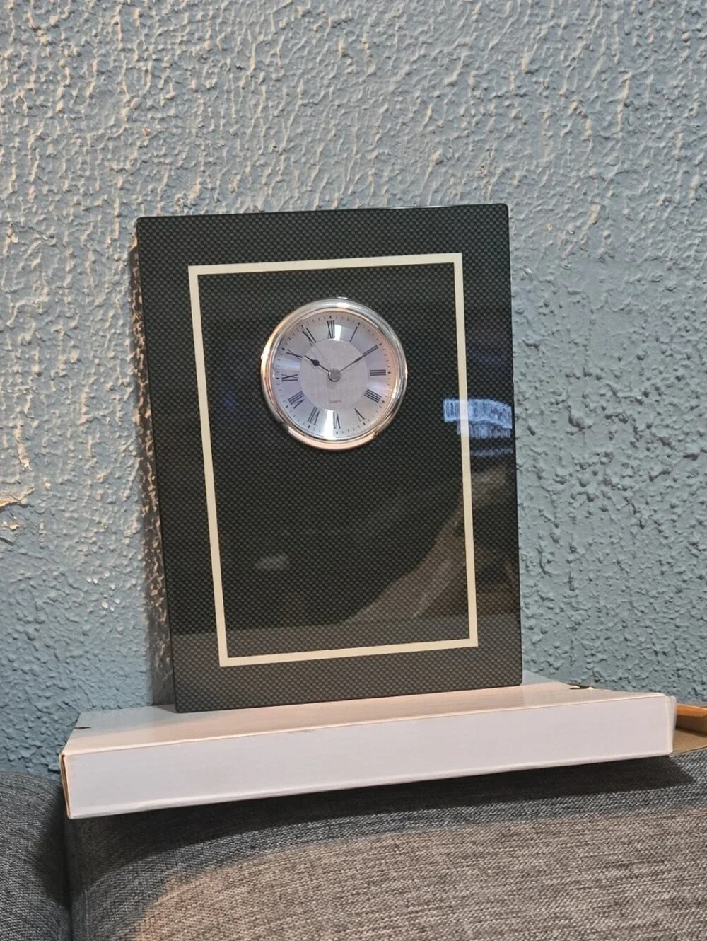 Carbon Fiber Photo Frame clock